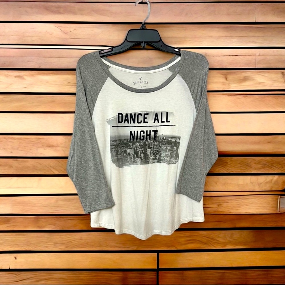 American Eagle Outfitters Women’s tee